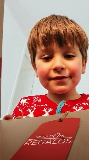 Regalar se vuelve más fácil cuando todo está en un solo lugar. 🎁✨ Descubre la Mesa de Regalos Sears.