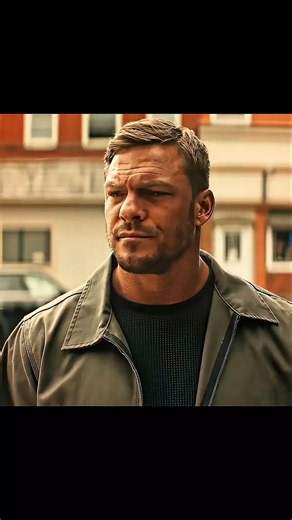 "He SAVED The Woman 🥶💀 | Reacher | FRAGMENT #Trending #Shorts