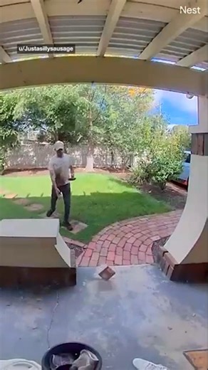 Aus Post driver’s ‘careless’ act