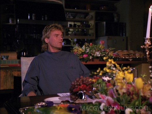 Murdoc finally traps MacGyver. #MacGyver #Murdoc #RichardDeanAnderson #MichaelDesBarres | MacGyver-Online