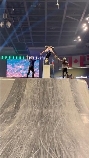 Coming in HOT for high 5’s