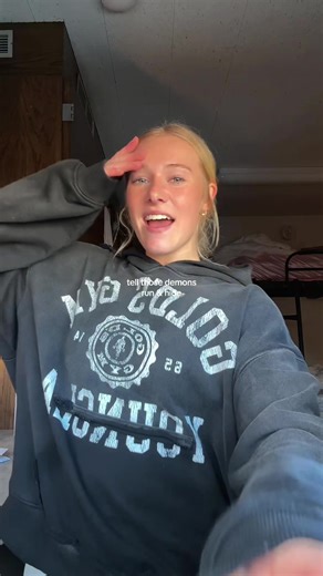 been listening to this song on repeat✝️🤍 @Josiah Queen #jesus #godisgood #christiantiktok #christian #jesuslovesyou