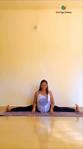 Namaste 🙏 www.urmipandya.com #yogaurmi #yogawithurmipandya #urmiyogaacademy #yoga #postpartum #yoga #yogamom #postpartum #yogalife | Yoga with Urmi Pandya