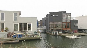 910K views · 10K shares | The Netherlands is building houses that float on water. | Insider Design | Facebook