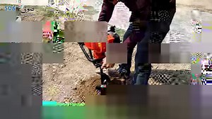 2.1K views · 54 reactions | Earth auger Engine Power 52cc گہرائی : 30 انچ چوڑائی : 4 .6 اور 8 انچ ڈایا weight : 10AKG For Call & Whatsapp 052-6612662 0300-8626056 0300-8616056 Address: " Soby AG Engineers " Circular Road Daska Near Grid Station Video link https://youtu.be/h4p27CIALak Youtube channel https://www.youtube.com/channel/UCh3U... Facebook page https://www.facebook.com/sobyagro/ | Soby Agro Machinery | Facebook