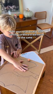 🦇🦇🦇 bring on all the cardboard crafts, @getbeaverbot has arrived 😎 BeaverBot generously sent us this cardboard cutter to try and as a gal who has suffered one too many cutting injuries ✂️ we have been soooo pumped to try this out. No surprise - we all love it! It’s totally kid safe and fun to use 🎃 I followed really great instructions for this flying bat from a blog post by @rhubarbandwren and now with the new cuter I’m ready to roll out all the cardboard crafts 👏 If you want the link for