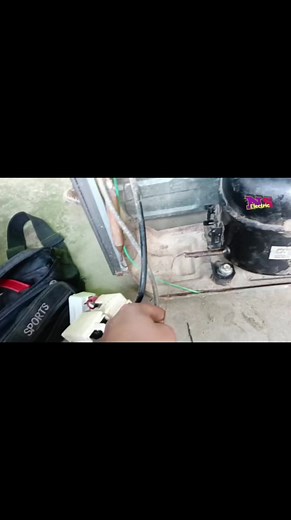 Refrigerator Gas Charging | R134a gas Charging In Refrigerator #Fridge_gas_charging #Refrigerator_Gas_Charging #Reelsfb #Reelindia | NS Electric