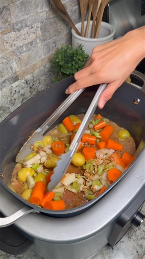 2.7M views · 51K reactions | Slow Cooker Pot Roast! ‍ | Cooking With Katie Cross | Facebook