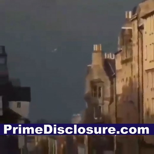 A #UFO 🛸 in the skies over Normandy, France #ufoX #ufohearing #UAP #UAPs #aliens 👽 PRIME DISCLOSURE If you would like to help support our work and channel please send a donation or pledge to http://eaglelovecondor.com We truly appreciate you, Our Earth Angelic Ground Crew Team of 144. 🙏A'HO💜 #normandy #france #ufos #alien #ufo #aliens #paranormal #firstcontact #ufoキャッチャー #ufosighting #ufology #UAP #aliensky #UFOSightings #disclosure #UAPs #ovni #Ovnis #uaptwitter #ufologia #strangephenomena 