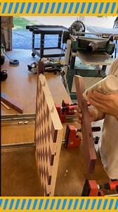 10K views · 55 reactions | Membuat papan catur #woodworking #krajinantangan #woodcarving #wood #creative | Rozi Fathur | Facebook