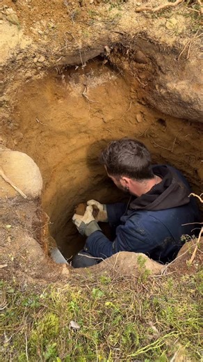 Meteorite Jewelry | Meteorites | Meteorite hunting on Instagram: "Use code VALENTINES for a 10% off on all our store. There’s nothing more meaningful and romantic than gifting the person you love a fragment of a meteorite, a piece of the universe that has travelled billions of years through space to end up in their hands. Each piece is unique, authentic, and formed long before our planet existed. Discover our collection on our official website (link in bio) or message us directly on Instagram @s