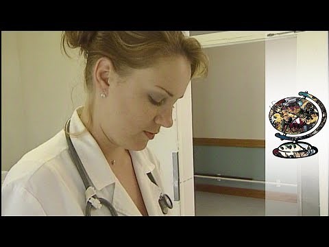 South Africa's Brain Drain as Doctors Move Abroad (2003)