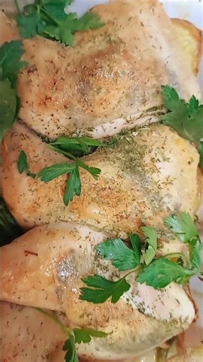 The Secret To Juicy Chicken Legs 🔥🍗🧄 #chicken #chickenrecipe #chickenlegrecipe #easyrecipe #food