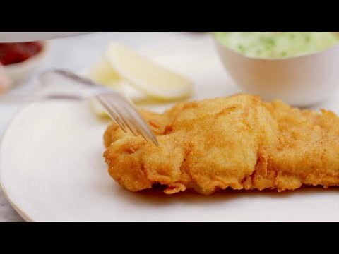 The Wiener Schnitzel - Viennese recipe | VIENNA/NOW Foodtrip