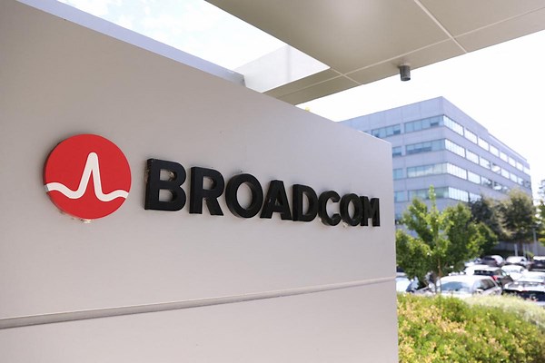 Earnings live: Broadcom stock falls despite upbeat outlook, Lululemon pops, Costco dips