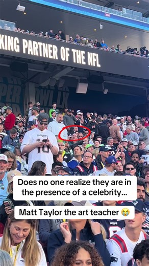 No one recognizes him?! #kevinjames #solomio #SuperBowl #matttaylor | matt taylor