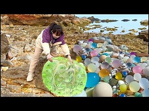 Sea Agate and Sea Crystal:The Hunt for Big Pearls on Pebble Beach