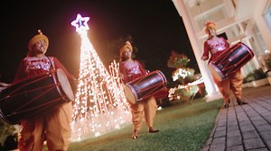 Jingle Bells | Christmas Song Panjabi Style | Isiwara Siritha Girls Dhol Players Merry Christmas, with wishes of peace on earth and goodwill to all people. Video : LV Creation Wedding Films | Lakmal Viduranga | Isiwara Siritha