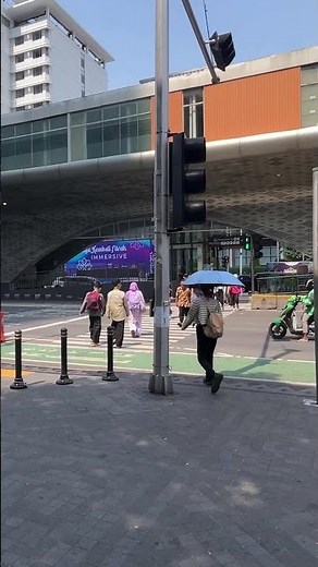 Bundaran HI to Dukuh Atas Walk 🇮🇩 Jakarta City Life #walkingaround