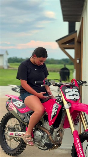 CRF250R dirt bike review: my 2 favs Hayden Brooke