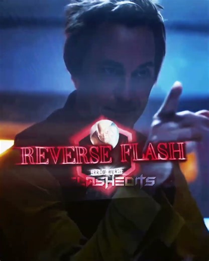 Reverse flash vs dceu flash