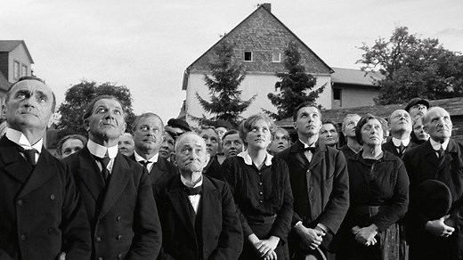 27K views · 267 reactions | Ein filmisches Mammut-Werk, das seinesgleichen sucht: Edgar Reitz schuf mit der Familienchronik HEIMAT mehr als 60 Stunden Filmmaterial. Heute wird Reitz 84, Arthaus gratuliert! bit.ly/2dVjENk | ARTHAUS | Facebook