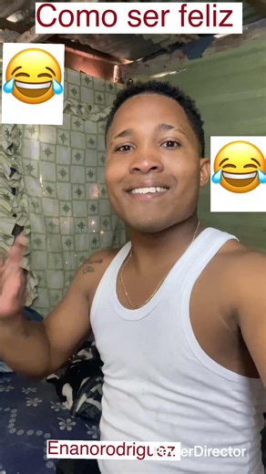 Como hacer feliz en 4 pasos 😂 -Enanorodriguez #humor #siteriespierdesnivel #fraseastetic #comedia