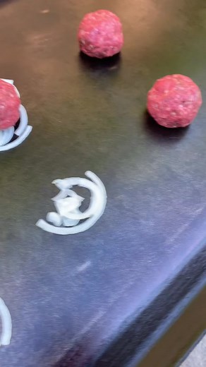 Smash Burgers Recipe for Summer Fun