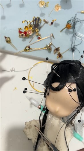 The Dream Walker BJD on Instagram: "Make some hair pins #thedreamwalkerbjd #bjdwig #bjdacessories"