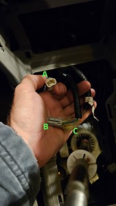 Wire harness ID under shift knob