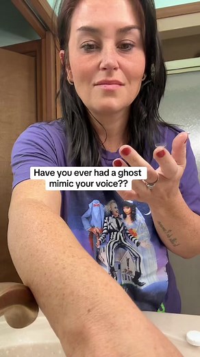 Have you ever had a ghost mimic your voice? I have #ghost #ghoststories #ghosts #hauntedhouse #haunted #hauntedtiktok #haunting #mimic #spirit #spiritactivity #ghostactivity #babysitter #grwm #grwmroutine #grwmmakeup