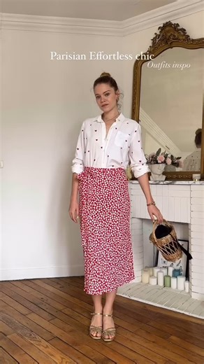 5 Summer outfits I am wearing in Paris 💙 (Les pantalons c’est quand la notion d’été est approximative .. si vous savez vous savez ) . . #parisianstyle #frenchgirlstyle #effortlesschic #summeroutfitideas | Elodieromy
