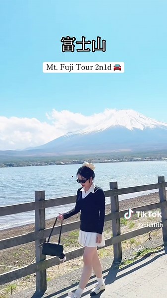 Chẳng phải tình đầu mà sao đau vậy ta 🥹 Book tour nhắn tin em nhớ 💕@Đi cùng Oanh nha 📸✈️🇯🇵 #xuhuong #ilovetiktok #富士山