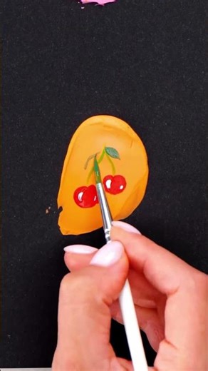 Colorful Canvas Creations: Fun Painting Ideas to Brighten Your Day! 🎨