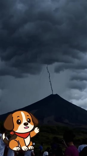 085. Volcanic lightning! Run away immediately!