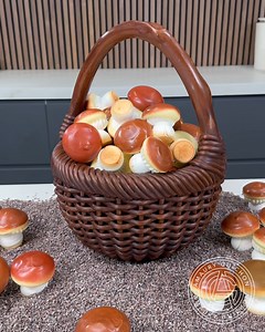Introducing my fully functional Chocolate Basket, perfect for a day of mushroom picking! Each mushroom is crafted from meringue, vanilla sablé, chocolate hazelnut praline, and fluffy vanilla marshmallow, all delicately coated in white chocolate. This piece holds a special place in my heart, as mushroom picking brings back fond memories from my childhood. A delicious tribute to the joys of nature and nostalgia! | Amaury Guichon