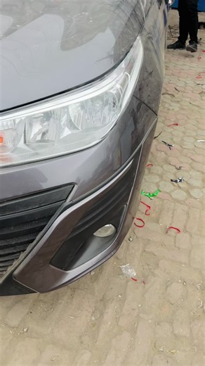 Installation de feux arrière chromés Toyota