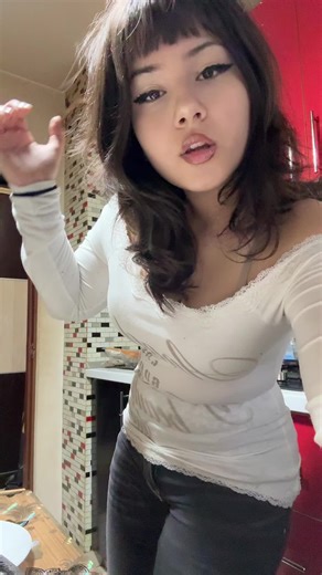 IK MY HAIR IS A MESS AND idk if this is post worthy but HERE WE GO #fyp #fy #blowthisupforme #plsdontflop #foryo