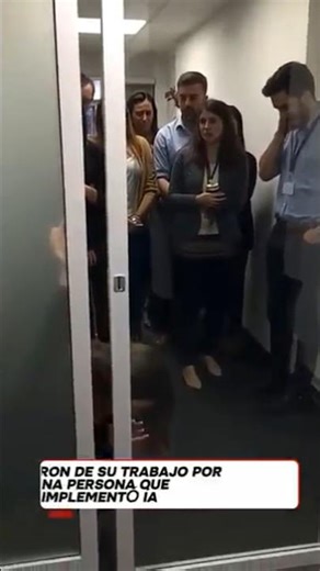 Lo echaron por culpa de implementación de ia 🫣 #viral #trabajo #tech #hack #app