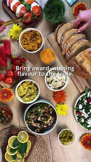 We brought together our 2025 Blás na hEireann award-winning Irish favourites from producer Nature's Best for the ultimate flavour-packed summer spread! ☀️ 🥔 Tesco Finest Garlic Aioli Potato Salad (Gold Winner) 🥇 🌯 Tesco Mexican Style Burrito Bowl (Silver Winner) 🥈 🥔 Tesco Finest Indian Potato Salad (Silver Winner) 🥈 🌶️ Tesco Spicy Cous Cous (Bronze Winner) 🥉 The only thing left to do? Invite people over 👇