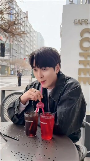 The Heart-Shaped Straw Was Made for Couples, but He Used It Alone