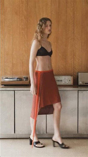 When your everyday look turns into something unexpected. #ECKHAUSLATTAxMANGO #Shorts