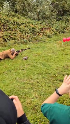The dangers of being exposed to enfilade fire can be simply demonstrated using balloons. Setting this up at Sunken Lane at Beaumont Hamel, enables these history students to see for themselves just how dangerous fire coming from the flank can be. Beaten zones are a machine gunners dream. #ww1 #greatwar #battlefieldtour #warfarethroughtime #schoolworkshop #greatwartalks #year6 #ks3 #historygcse | Whizzbang Historical