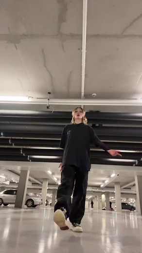 DC: me🙆🏼‍♀️ 🎶 @Odetari & @ATEEZ_Official