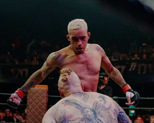 This Boxing Scrap Ends in a Wild Finish 🤯 | Nick Savage