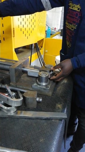 HOW TO PERFORM SIDE BEND TEST USING HYDRAULIC PRESSING MACHINE IN MECHANICAL TESTING LABORATORY