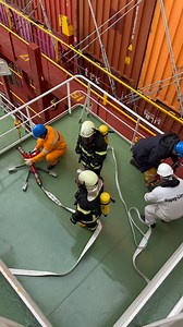 Today marks the World Day for Safety and Health at Work 2025 - a reminder that safety should never be an issue, whether on land or at sea. 🦺 This year’s theme highlights how AI and digitalization are transforming the way we protect people at work. From smarter risk assessments to predictive maintenance and real-time monitoring, technology is opening new doors to safer workplaces. At Hapag-Lloyd, we’re embracing this evolution to continue putting the health and safety of our colleagues first. Be