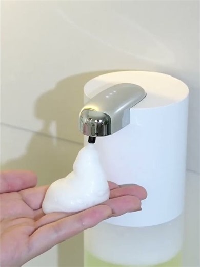 Distributeur automatique de savon intelligent