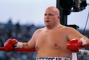 Butterbean was stopped in his first professional loss by a 1-7 boxer