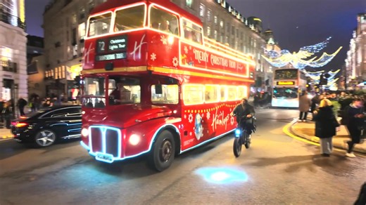 The magic of Christmas is in full swing with Hamleys London Christmas Lights Bus Tour, creating memorable moments for its customers this festive season. Showcasing the Hamleys brand and bringing it to life was at the centre of this campaign, whilst delighting customers with magical Christmas memories as they shop at the iconic London store. “Christmas in London is always magical, but this year we’re going bigger, brighter and busier than ever! The Hamleys Christmas Bus from Outdo is a celebratio